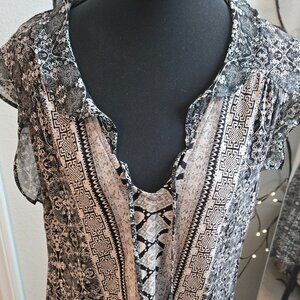Large - Lucky Brand Top - Like new